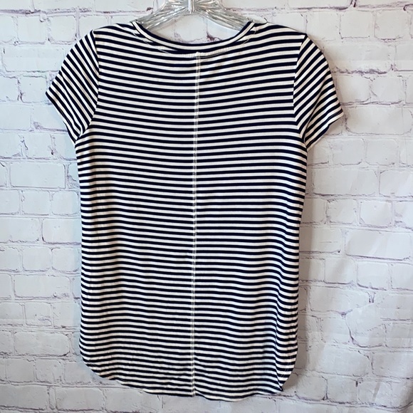 🌸Price Firm Old Navy Top Size 10/12 - Picture 3 of 3